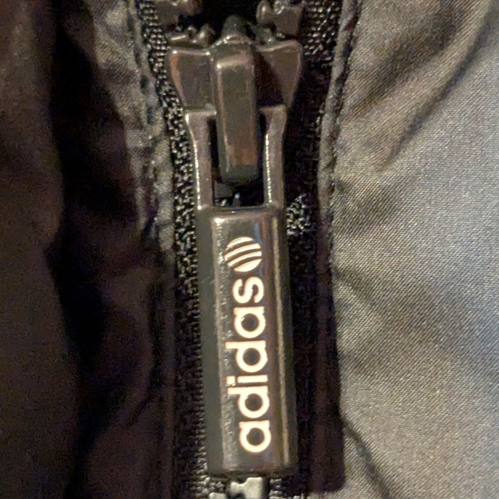 Adidas Black Puffer Vest - Picture 6 of 9
